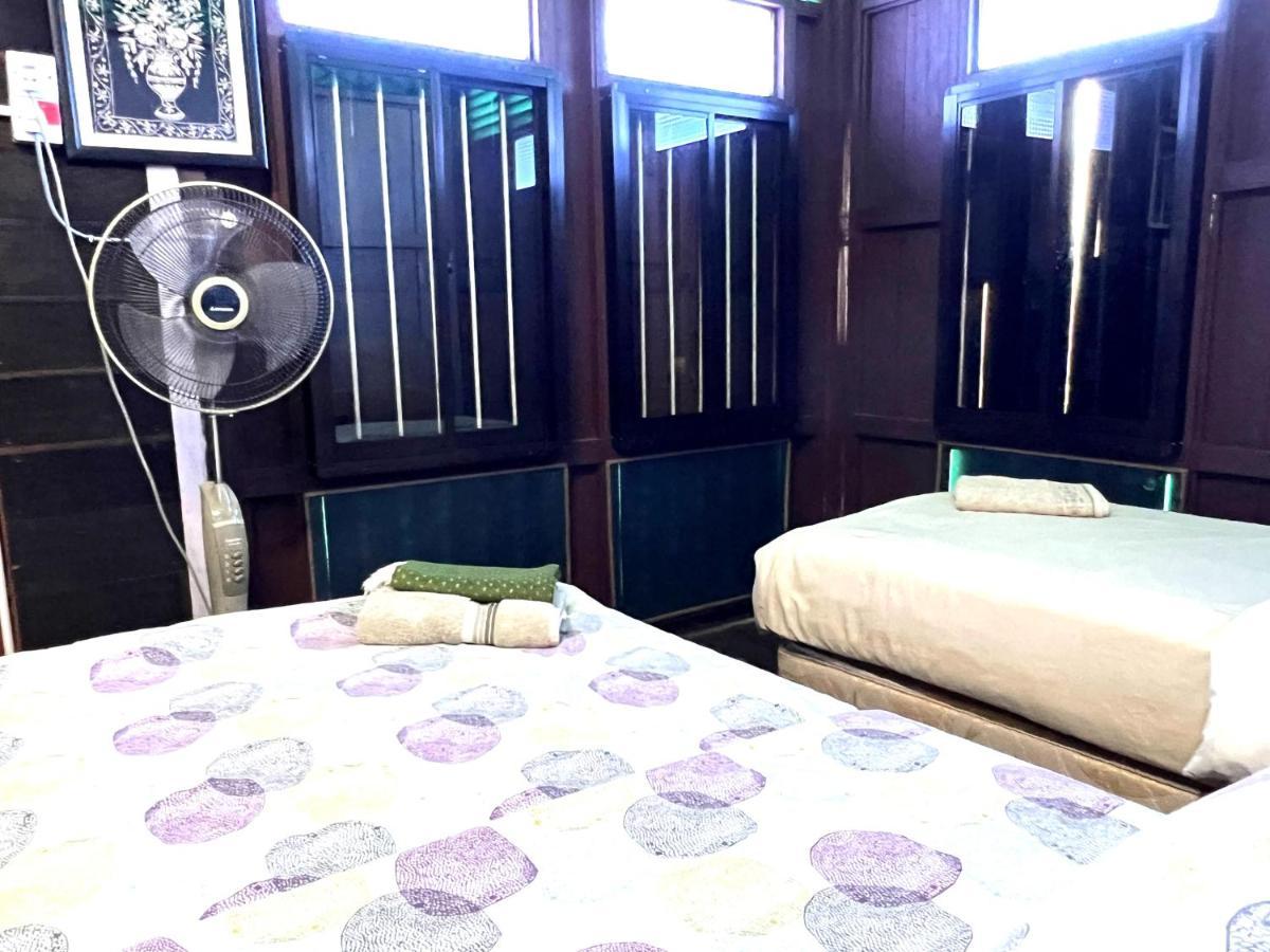 Oyo Home 90495 Homestay Kampung Kota Aur Сунгай Петани Экстерьер фото