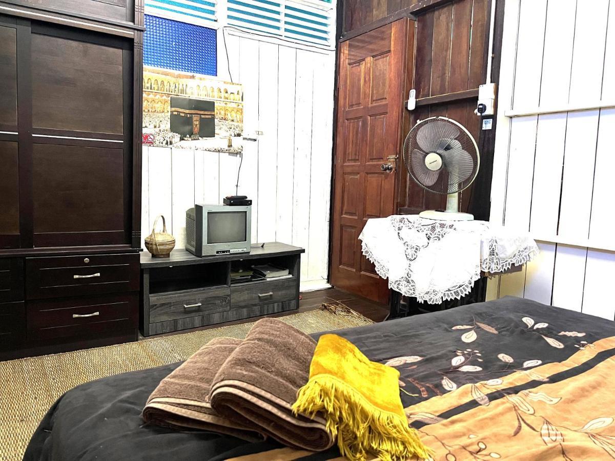 Oyo Home 90495 Homestay Kampung Kota Aur Сунгай Петани Экстерьер фото
